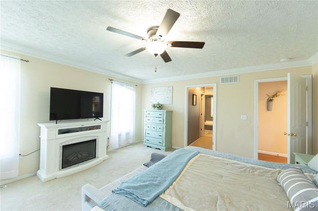 11907 Pine Forest Drive, Rolla, MO 65401