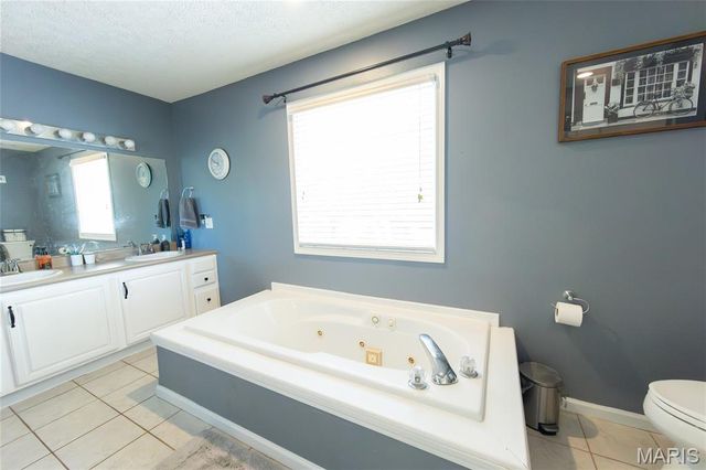 11907 Pine Forest Drive, Rolla, MO 65401