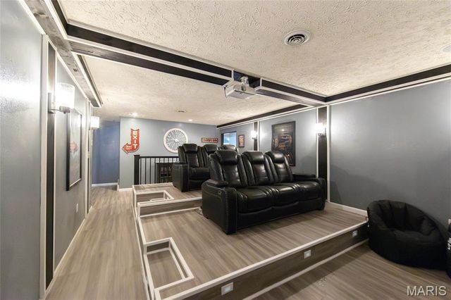 11907 Pine Forest Drive, Rolla, MO 65401