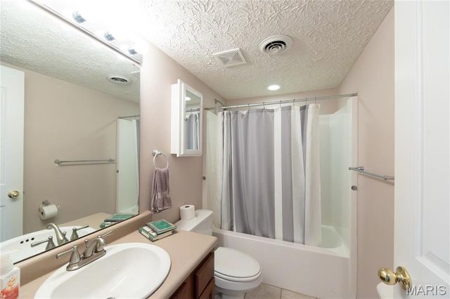 11907 Pine Forest Drive, Rolla, MO 65401