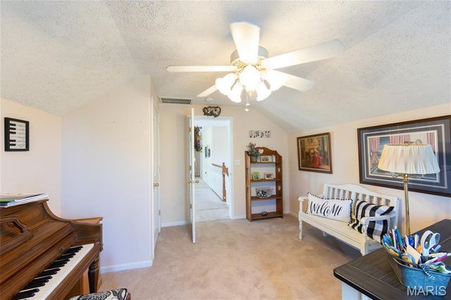 11907 Pine Forest Drive, Rolla, MO 65401