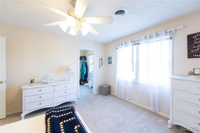 11907 Pine Forest Drive, Rolla, MO 65401