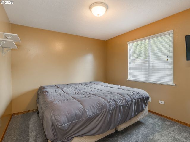 3520 Nw PARKVIEW Dr, Beaverton, OR 97006