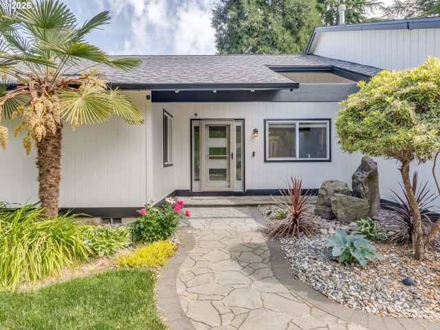 3520 Nw PARKVIEW Dr, Beaverton, OR 97006