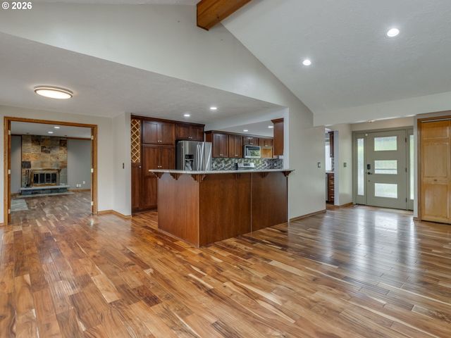 3520 Nw PARKVIEW Dr, Beaverton, OR 97006