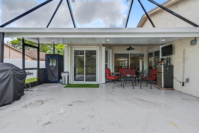 16942 SW 5th Way, Weston, FL 33326