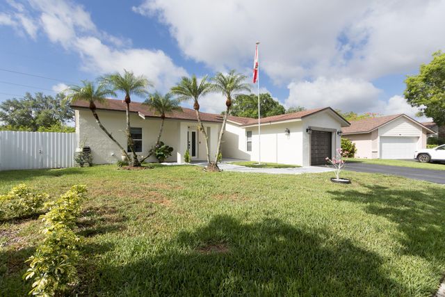 16942 SW 5th Way, Weston, FL 33326