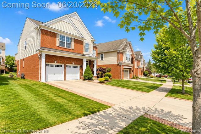 45248 Bartlett Drive, Novi, MI 48377