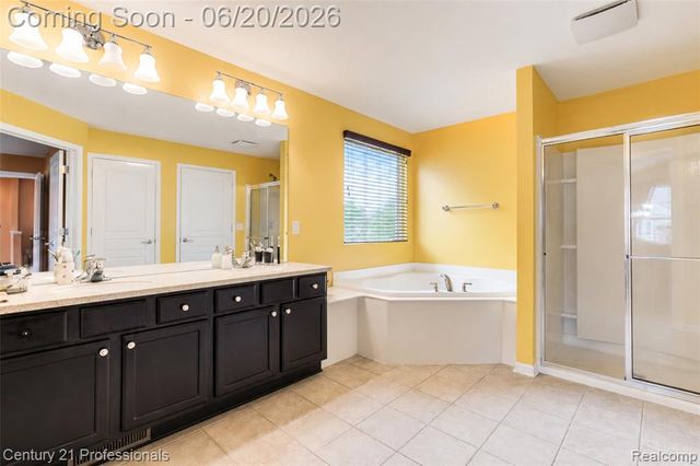 45248 Bartlett Drive, Novi, MI 48377