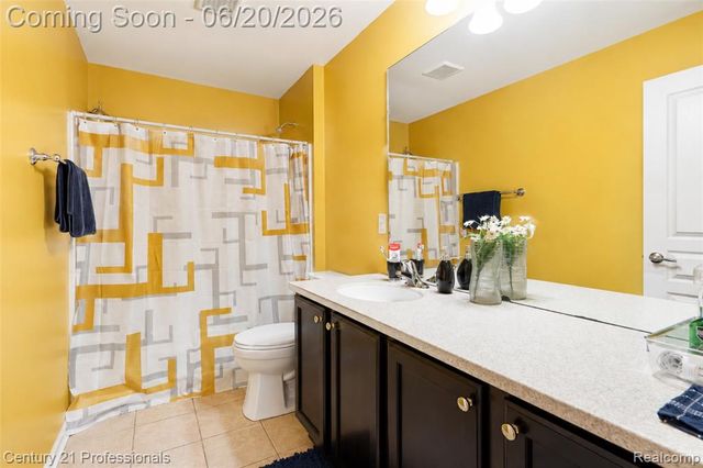45248 Bartlett Drive, Novi, MI 48377