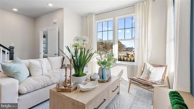 114 BARLETT LN, Harrisburg, PA 17111