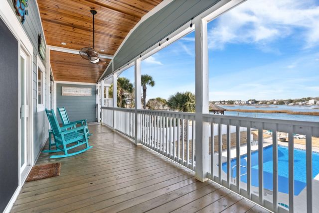 414 S Dogwood Drive, Murrells Inlet, SC 29576