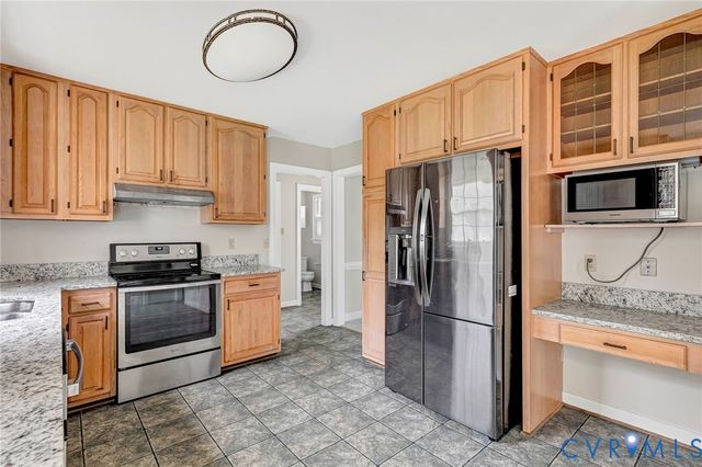 9160 Graff Ct, Mechanicsville, VA 23116