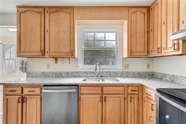 9160 Graff Ct, Mechanicsville, VA 23116