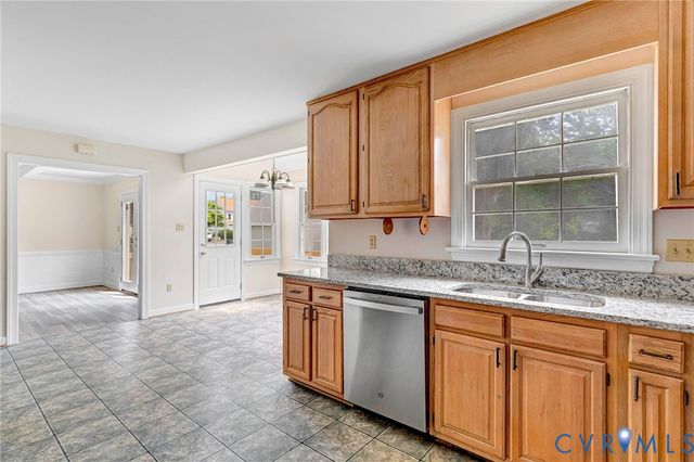9160 Graff Ct, Mechanicsville, VA 23116
