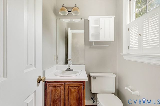 9160 Graff Ct, Mechanicsville, VA 23116