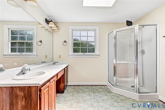 9160 Graff Ct, Mechanicsville, VA 23116
