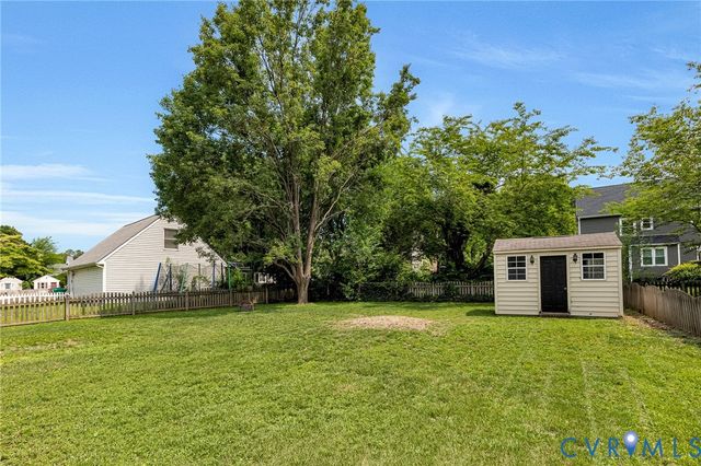 9160 Graff Ct, Mechanicsville, VA 23116