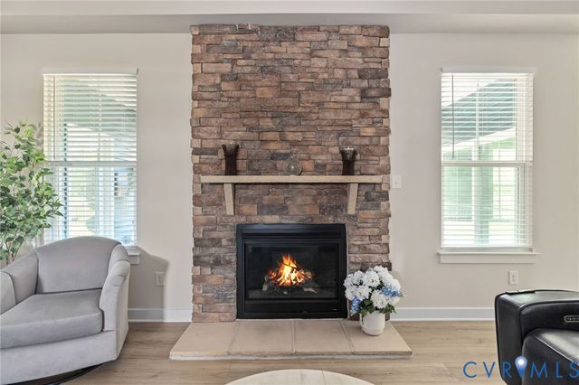 8073 Winter Fog Dr, New Kent, VA 23124