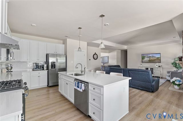 8073 Winter Fog Dr, New Kent, VA 23124