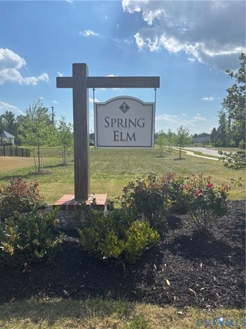 8073 Winter Fog Dr, New Kent, VA 23124