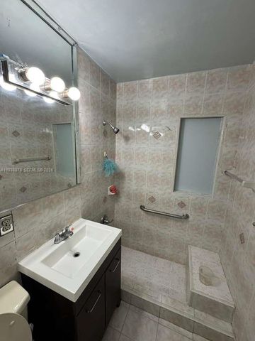 825 E 9th Ln, Hialeah, FL 33010