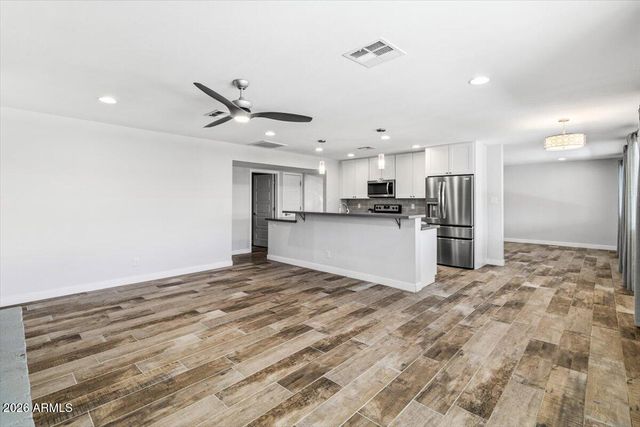 1152 E Watson Drive, Tempe, AZ 85283