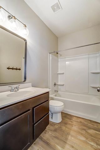 4343 Hunting Hawk Drive, Turtle Creek Twp, OH 45036