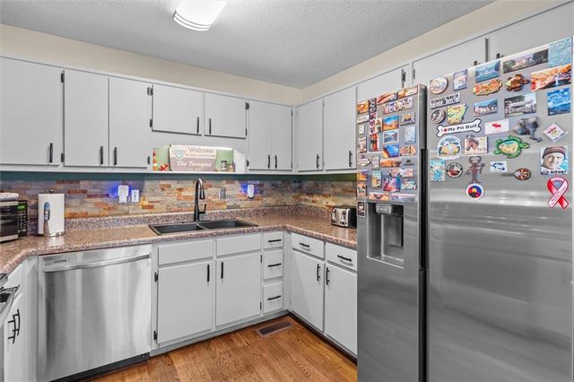 101 Mallard Ln, Carrollton, GA 30117