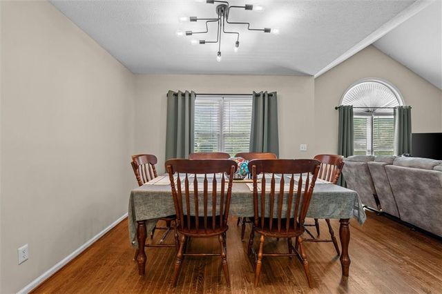 101 Mallard Ln, Carrollton, GA 30117