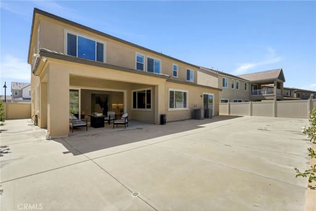 17721 Ridgeline Court, Saugus, CA 91350