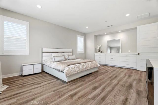 17721 Ridgeline Court, Saugus, CA 91350