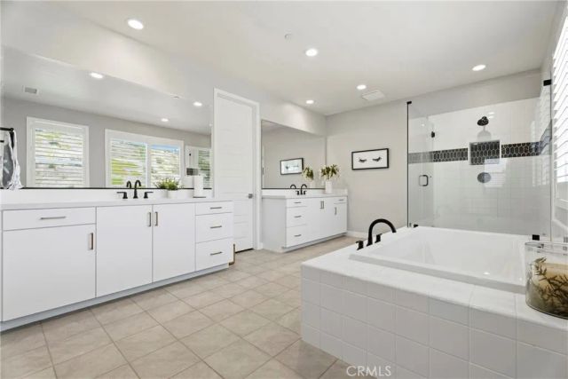 17721 Ridgeline Court, Saugus, CA 91350