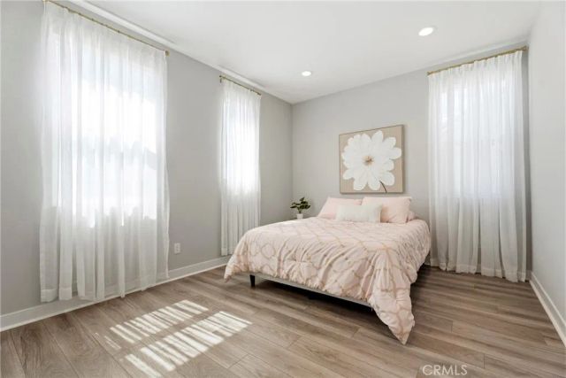 17721 Ridgeline Court, Saugus, CA 91350