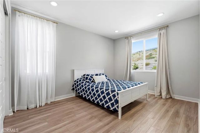 17721 Ridgeline Court, Saugus, CA 91350