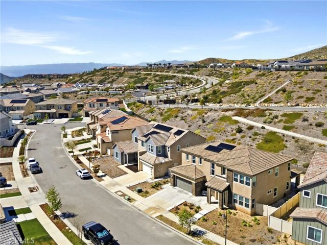 17721 Ridgeline Court, Saugus, CA 91350