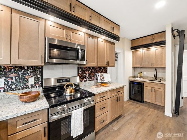 316 5th Street SW, Puyallup, WA 98371