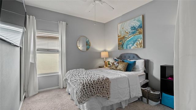 13560 HAWK LAKE DRIVE, Orlando, FL 32837