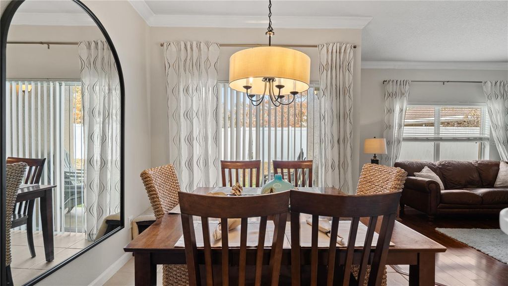 Image 16 of property listing at 13560 HAWK LAKE DRIVE, Orlando, FL 32837