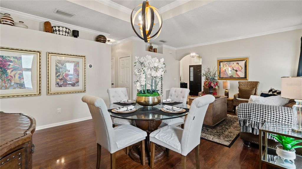 Image 19 of property listing at 13560 HAWK LAKE DRIVE, Orlando, FL 32837
