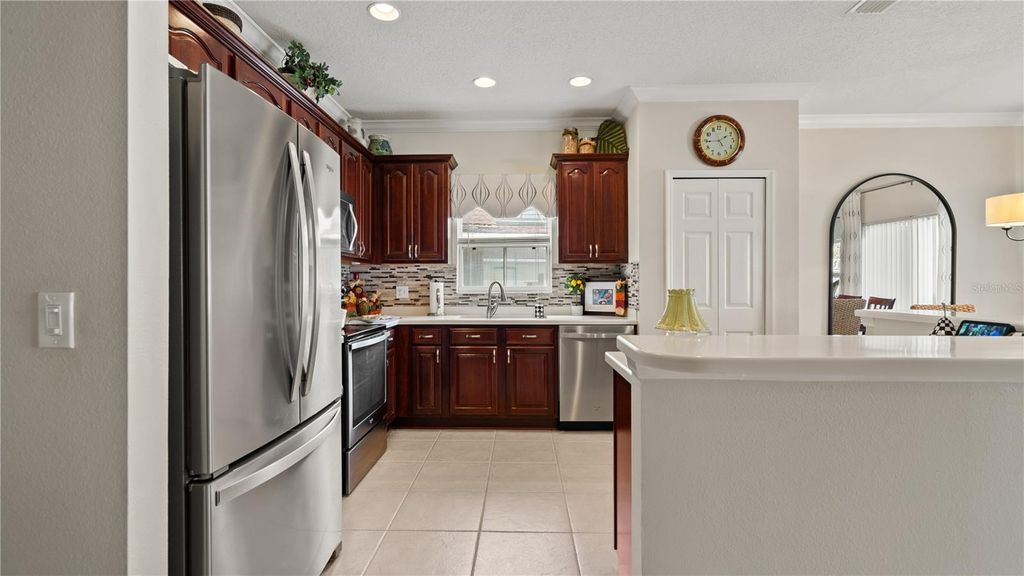 Image 20 of property listing at 13560 HAWK LAKE DRIVE, Orlando, FL 32837