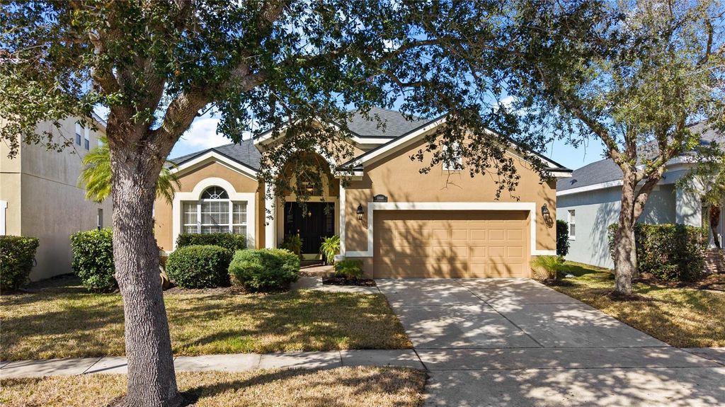 Image 59 of property listing at 13560 HAWK LAKE DRIVE, Orlando, FL 32837