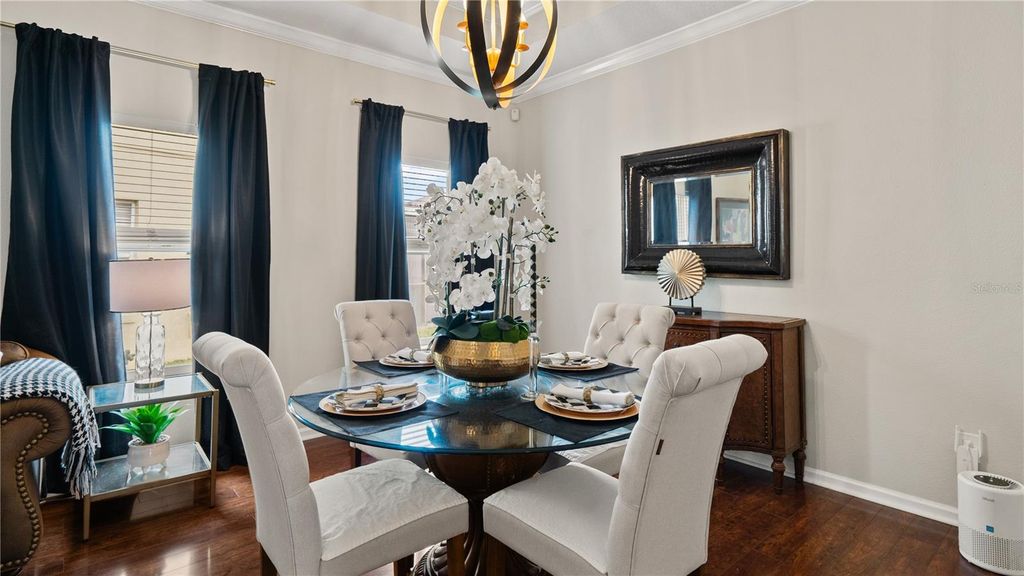 Image 8 of property listing at 13560 HAWK LAKE DRIVE, Orlando, FL 32837