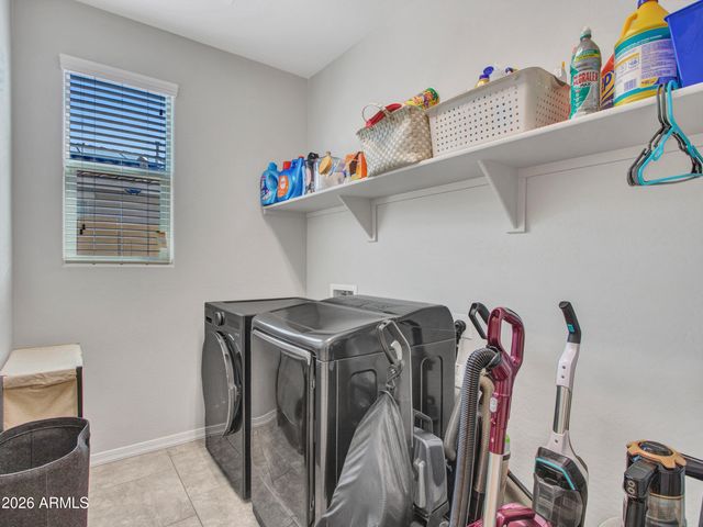 4229 W Valley View Drive, Laveen, AZ 85339