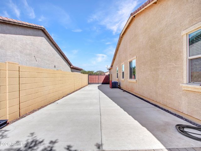 4229 W Valley View Drive, Laveen, AZ 85339