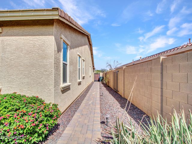 4229 W Valley View Drive, Laveen, AZ 85339
