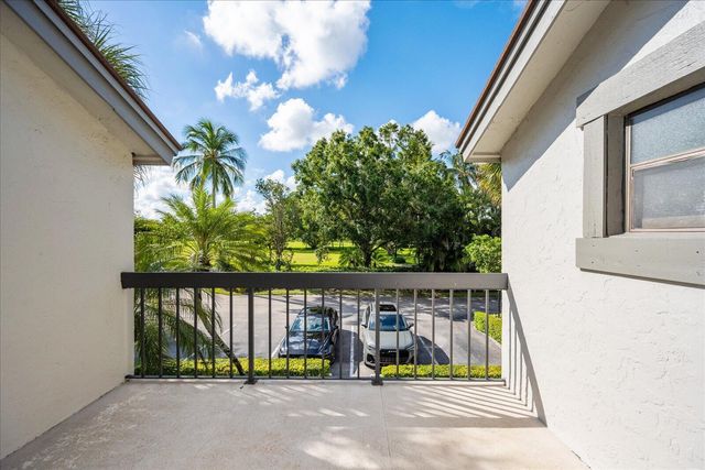 11311 Pond View Drive C201, Wellington, FL 33414