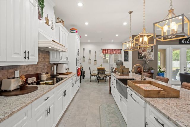 17601 HANNA ROAD, Lutz, FL 33549