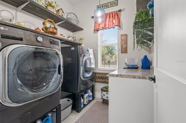 17601 HANNA ROAD, Lutz, FL 33549