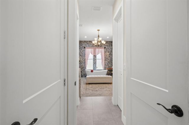 17601 HANNA ROAD, Lutz, FL 33549